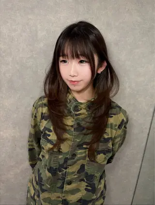 ロング REDEAL ope. 大宮所属・がわ/ハイレイヤー /ハイトーンカラーのヘアスタイル