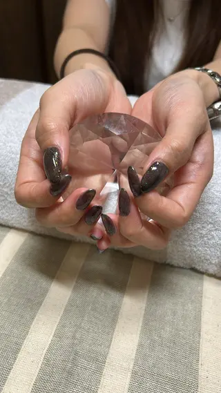 ネイル プライベートサロン ヴェール所属・上田 ゆいのネイルデザイン