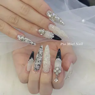 ロング Pio Mielのネイルデザイン