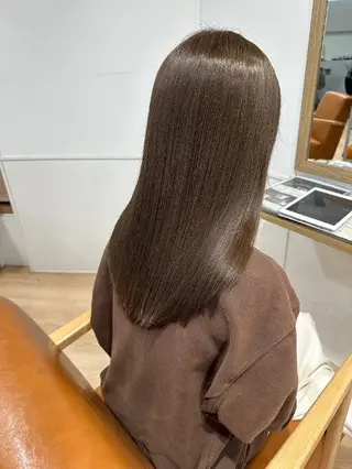 セミロング 藤原仁美/レイヤー /透明感カラーのヘアスタイル