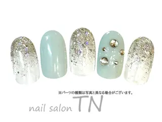 ネイル 中島 実穂のネイルデザイン