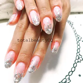 ネイル トータルビューティー CQのネイルデザイン