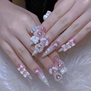 ネイル ミン ゴテゴテネイルのネイルデザイン