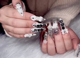 ネイル ゆず秋葉原 Vickyのネイルデザイン