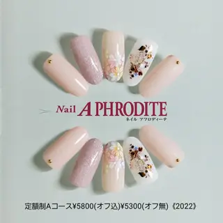 ネイル Nail  Aphroditeのネイルデザイン