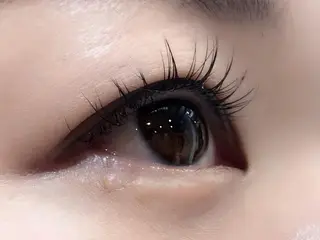 マツエク・マツパ 岡田詩織 MODE Ks松原店のヘアスタイル