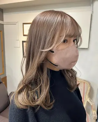 セミロング カラー まろやか透明感カラー ♡MANAのヘアスタイル