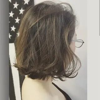 ミディアム カラー フリーランス所属・韓国ヘア レイヤー くびれヘアMATSUのヘアスタイル