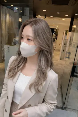 カラー 美髪矯正/髪質改善 /透明感ある艶カラーのヘアスタイル