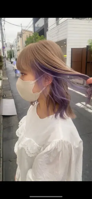 ショート カラー 赤木蓮/メンズ特化 パーマ/ハイトーンのヘアスタイル