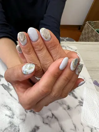 ネイル Luminous ⭐︎のネイルデザイン