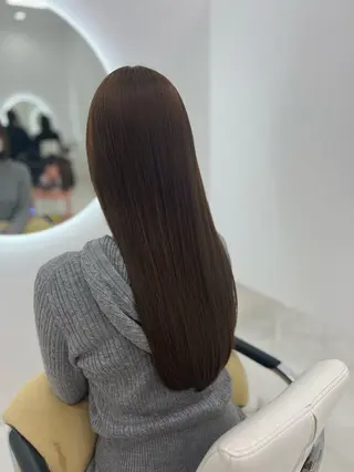 ロング カラー 吉田 悠乃のヘアスタイル