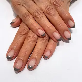 ネイル 肝付 朋佳のネイルデザイン