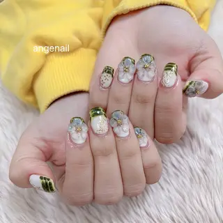 ネイル オーナーネイリスト MAKIのネイルデザイン