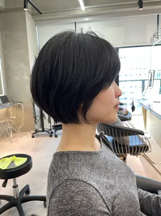 ショート 🌟透明感カラー× 小顔カットの匠🌟のヘアスタイル