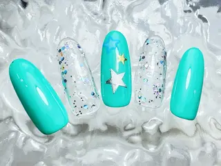 ネイル マジックミラー所属・マジック ミラーのネイルデザイン