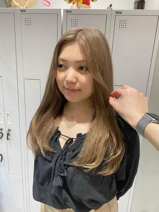 ロング カラー THESALONS所属・🤍ブリーチカラー /寄田龍樹🤍のヘアスタイル