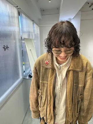 ミディアム カラー パーマ 繭所属・こはる／ハードパーマ /癖毛風パーマ🧃のヘアスタイル