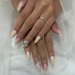 ネイル はあとねいる筑紫野 二日市店Hinanoのネイルデザイン