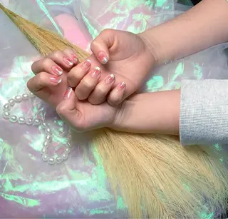 ネイル pink ladyサロン所属・べ にのネイルデザイン