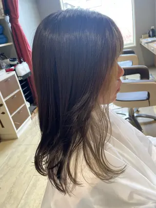 ロング カラー 【アクイール】やまだ みなのヘアスタイル