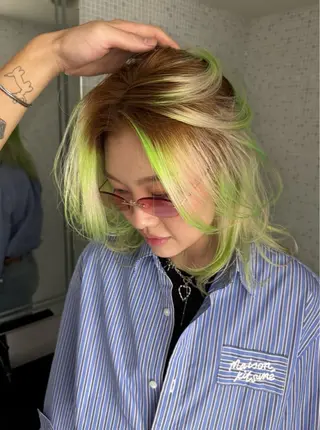 セミロング カラー ヘアアレンジ minto/ 似合わせ/ハイトーンのヘアスタイル