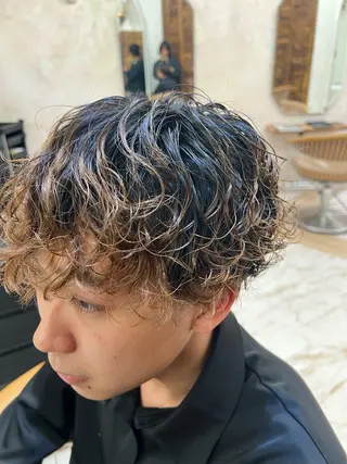 メンズ 縮毛矯正/ブリーチ なしダブルカラー輝希のヘアスタイル