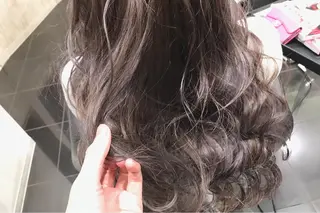 ロング カラー 💎馴染むエクステ ×カラーTOMO💎のヘアスタイル