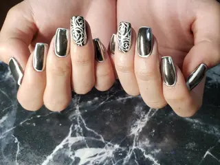 ショート ネイル クロキ 。のネイルデザイン