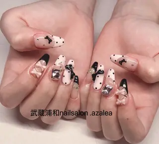 ネイル R inのネイルデザイン