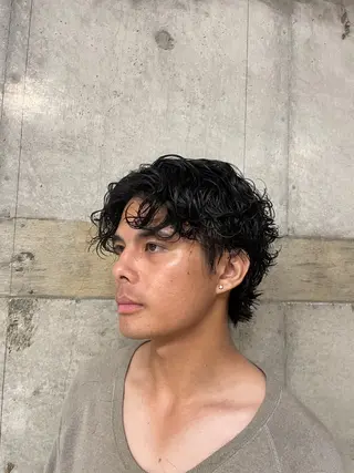 ミディアム パーマ/メンズ/ 鮫島竜海のヘアスタイル