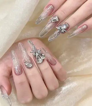 ネイル D-BEAUTY Nailsalonのネイルデザイン