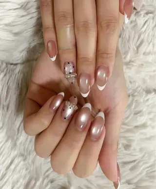 ネイル クイーンズネイル銀座所属・Queeens nailのネイルデザイン