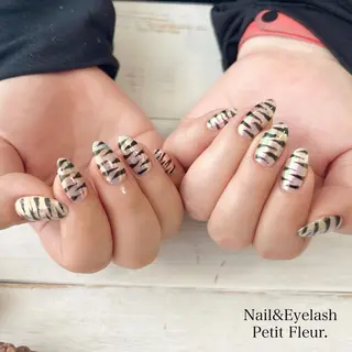 ネイル Petit Fleur所属・青柳 亜梨奈のマツエク・マツパデザイン