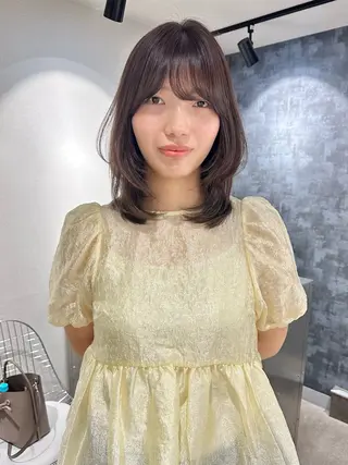 ミディアム カラー レイヤーカット🪄 耳ツボ🎀Ayumiのヘアスタイル