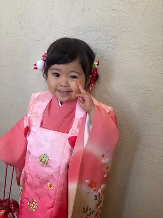 ミディアム ヘアアレンジ キッズ ルプラボウ 石黒よう子のヘアスタイル