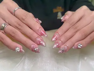 ネイル lucky nail 歌舞伎町のネイルデザイン