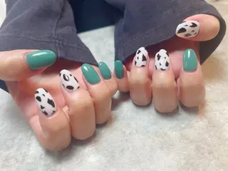 ネイル emiiro nail所属・橋本 由菜のネイルデザイン