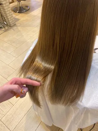 ロング カラー 村橋 葵緒のヘアスタイル