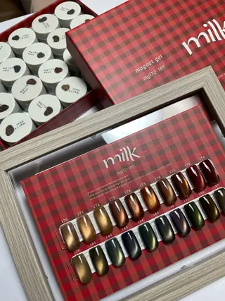 ネイル Nailsalon Blueのネイルデザイン