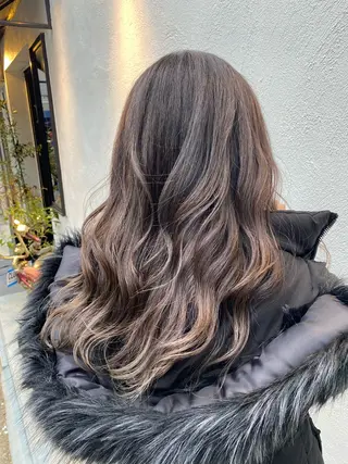 ロング カラー パーマ ヘアアレンジ メンズ キッズ HairSignature所属・ブリーチ指名神戸 No.1美容師RENのヘアスタイル