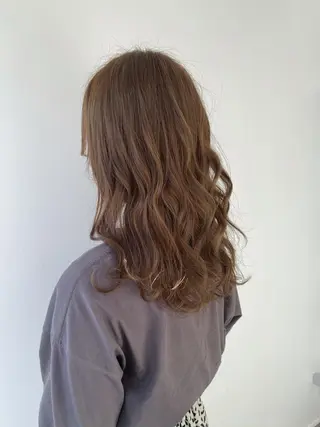 ロング カラー &chaLme   心斎橋所属・emi/髪質改善/ 韓国風/艶カラーのヘアスタイル