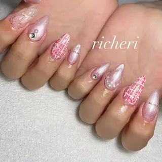 ミディアム ネイル richeri beautyのネイルデザイン
