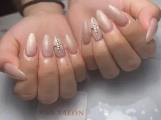 ネイル 💕鈴木ユリ パラジェル/オフ無料のネイルデザイン