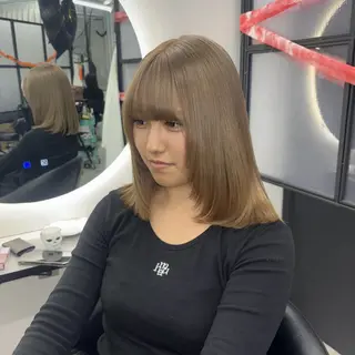 セミロング カラー Ren. 🦋デザインカラーのヘアスタイル