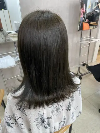 カラー 小山 麗奈のヘアスタイル