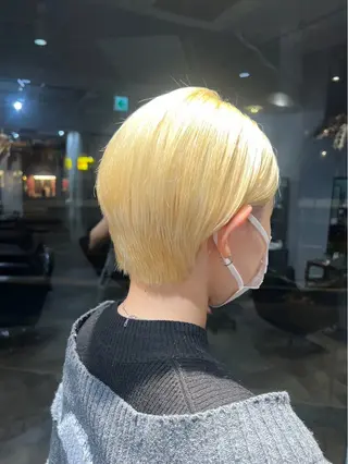 ショート カラー ハイトーンカラー が絶対可愛い✨泰聖✨のヘアスタイル