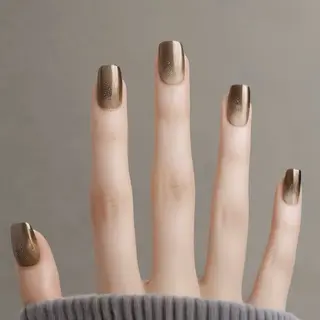 ネイル ATULA Nail 💅チップ長さだしのネイルデザイン