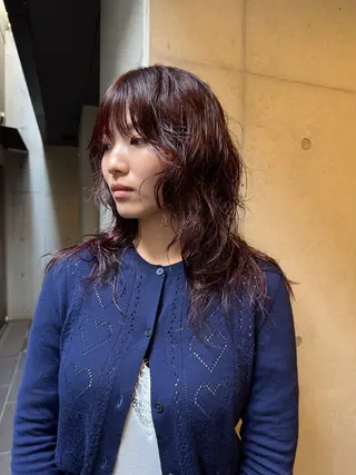 ミディアム カラー パーマ 《ウルフ/レイヤー/ 似合わせ》山本祐輔のヘアスタイル