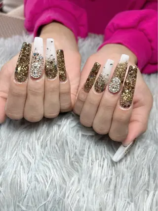 ネイル シェヌネイル JURAのネイルデザイン